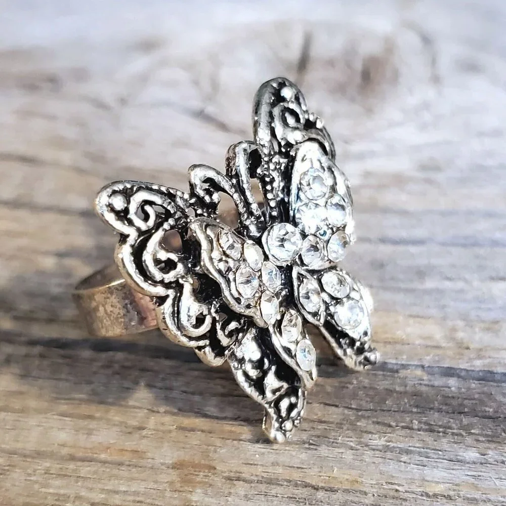 Vintage Y2K 90s Clear Crystal Butterfly Silver Adjustable Cocktail Ring